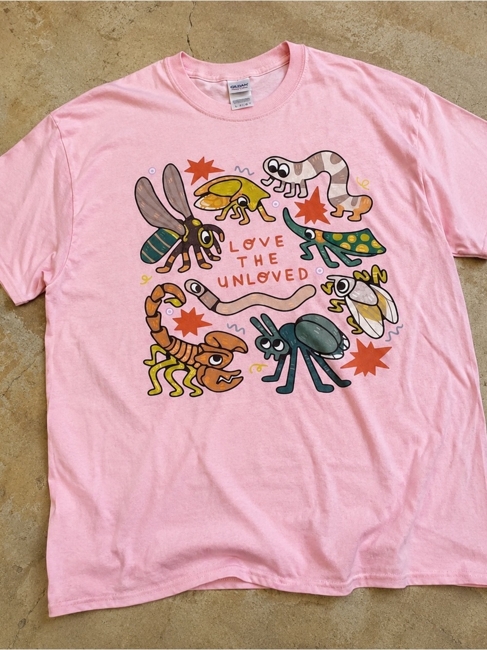 Gildan 5000 Vintage Pink Crew Neck T-Shirt Size M